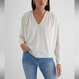 Express Cream Skimming V-Neck Long Sleeve Pleated Shoulder Top NEW size XS
